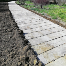 Créer des allées et chemins harmonieux pour relier les espaces extérieurs Courbevoie